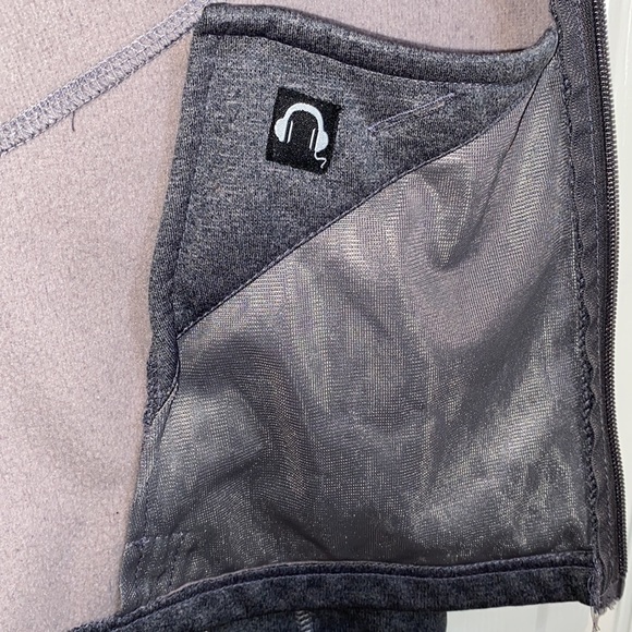 McMaster University Family Medicine Ladies Grey Spring Fall Jacket Size … - Picture 10 of 12